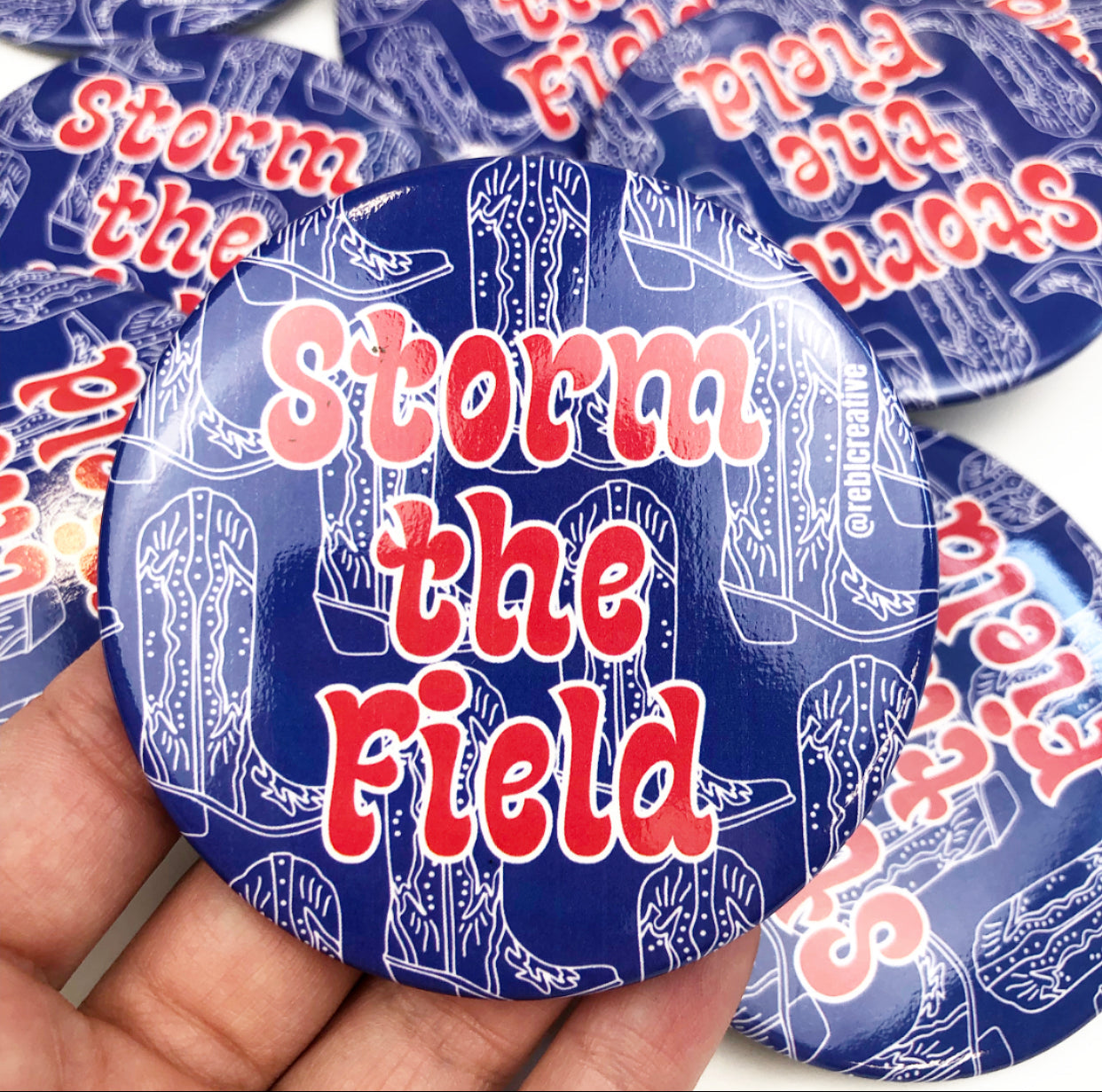 Storm The Field - Red/Royal